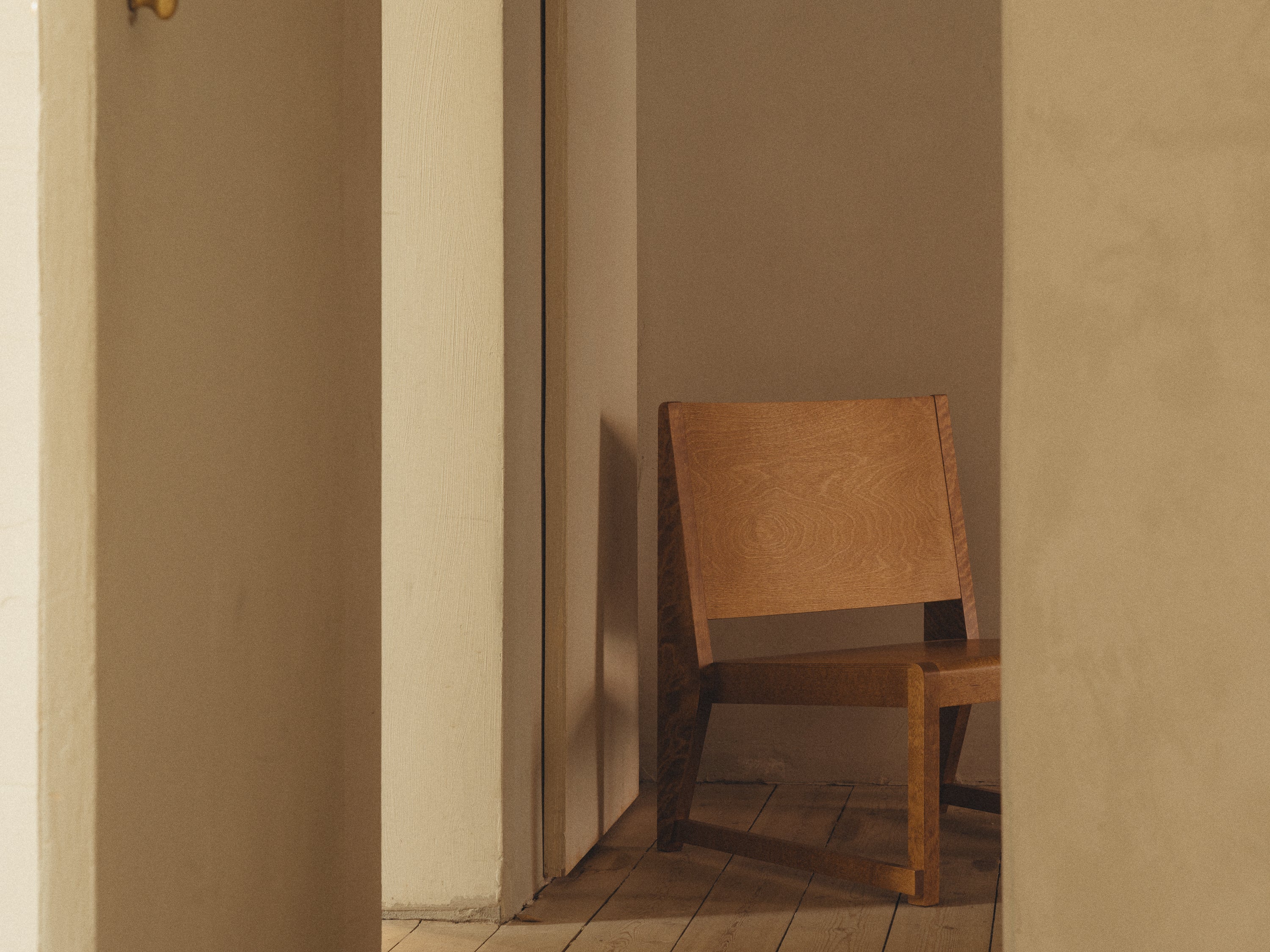 Frama | Easy Chair 01 | Warm Brown Birch